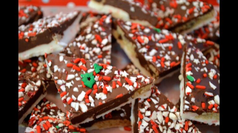 Christmas Chocolate Bark – Easy Peppermint Candy For Holiday Gifting