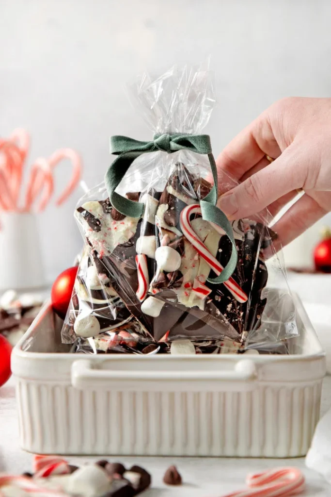 Christmas Chocolate Bark – Easy Peppermint Candy For Holiday Gifting